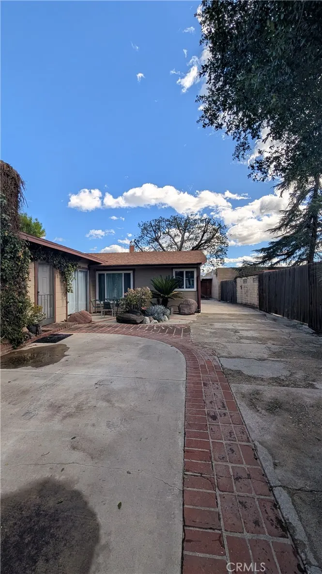 546 Griswold Avenue San Fernando, CA 91340