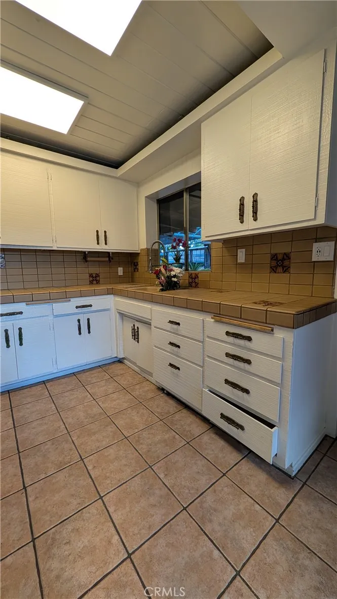 546 Griswold Avenue San Fernando, CA 91340