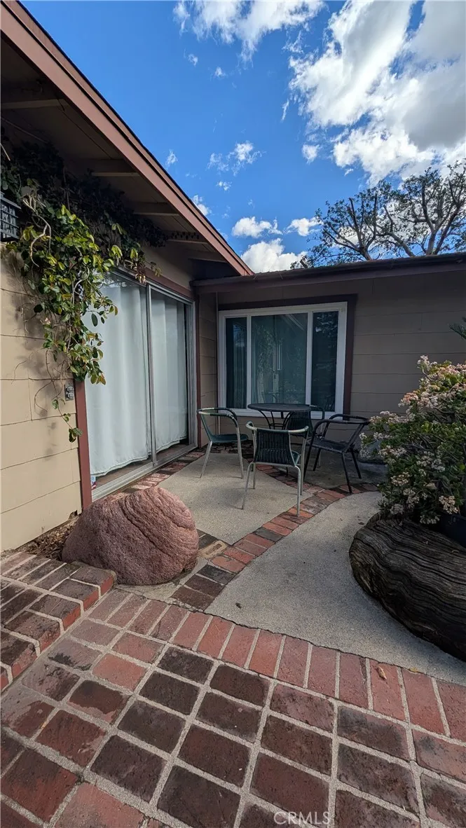 546 Griswold Avenue San Fernando, CA 91340