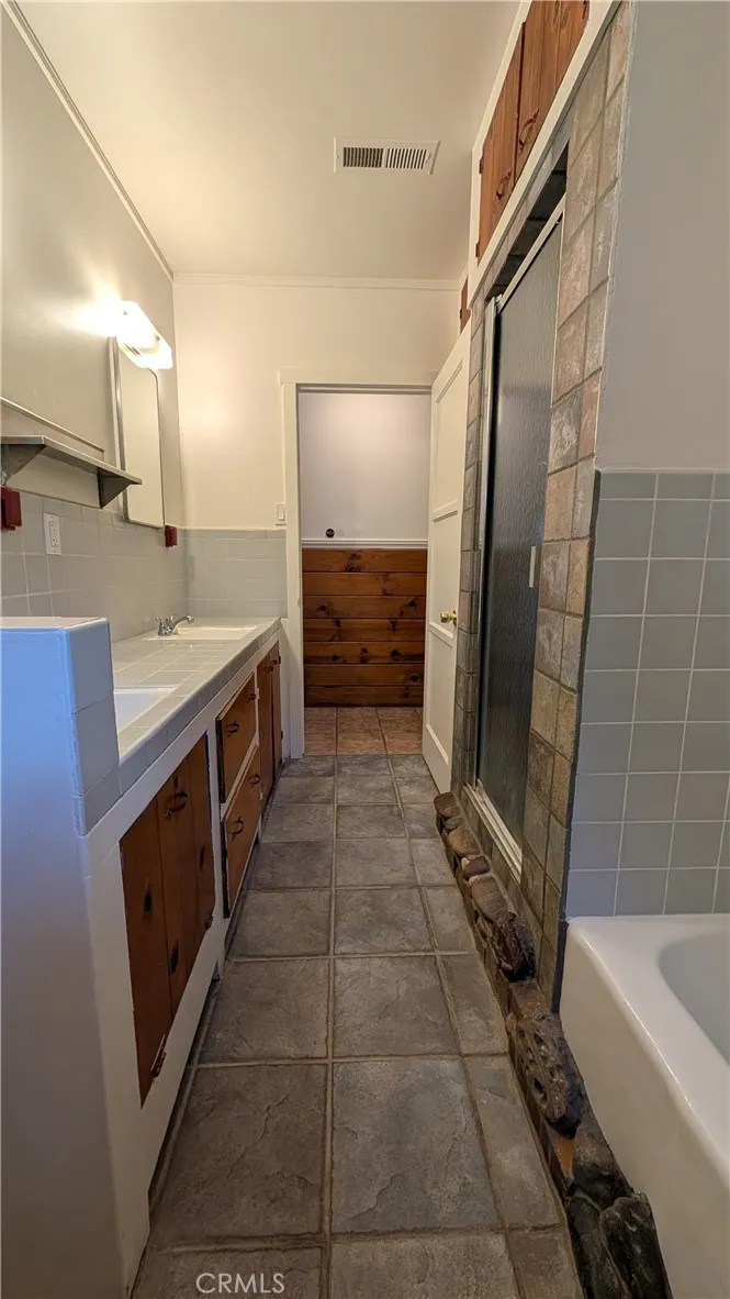 546 Griswold Avenue San Fernando, CA 91340