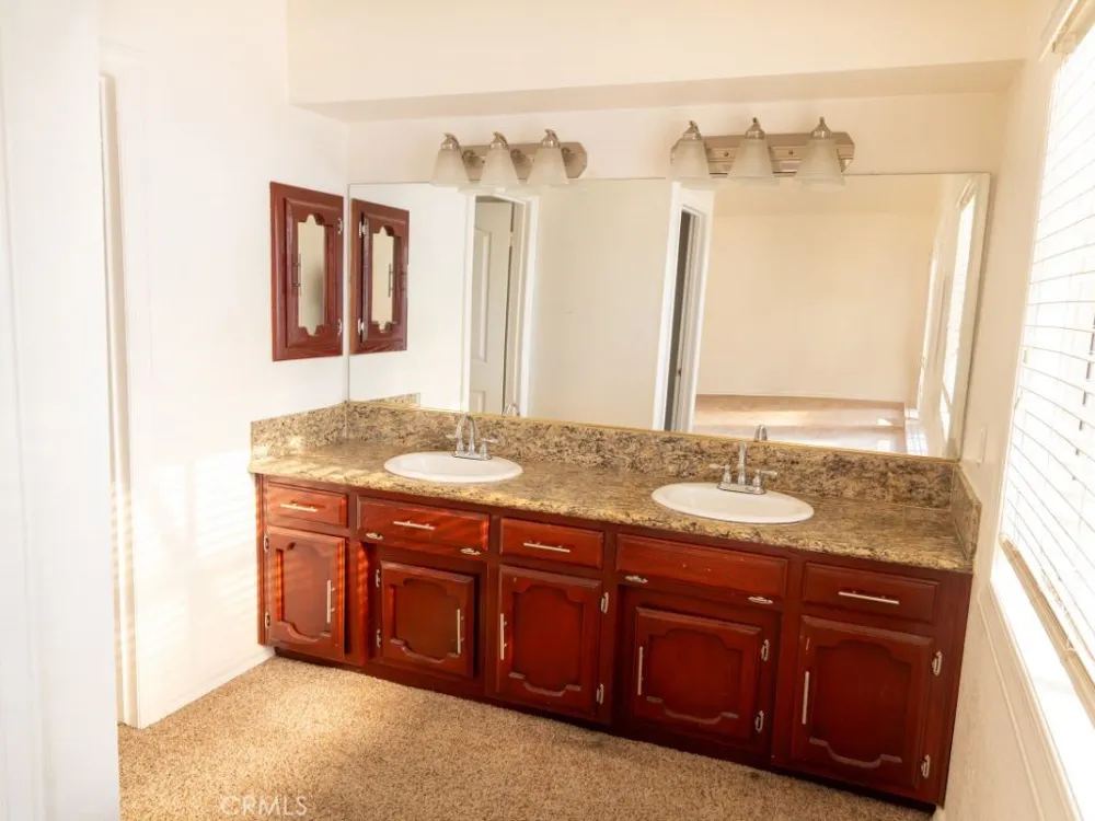 21131 Windsong Street California City, CA 93505