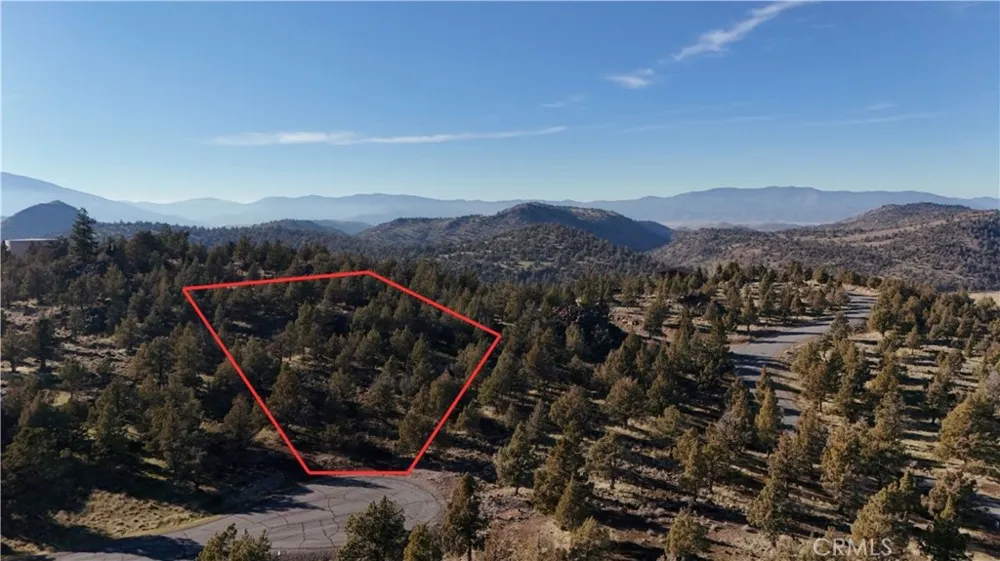 25 Quail Ridge Weed, CA 96094