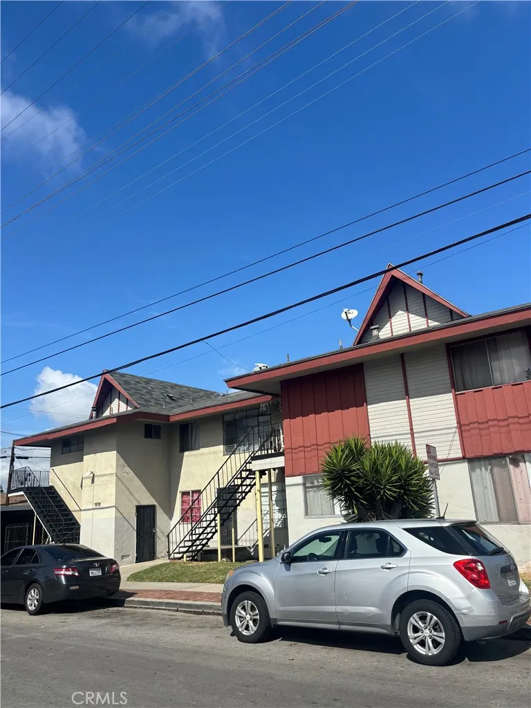 9643 Mallison Avenue South Gate, CA 90280