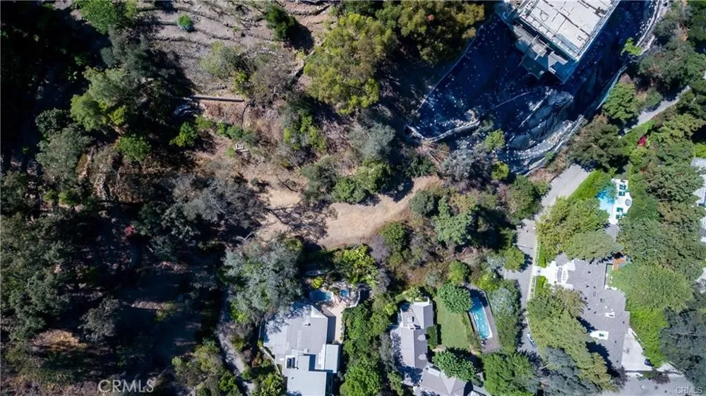 10515 Rocca Pl Bel Air, CA 90077