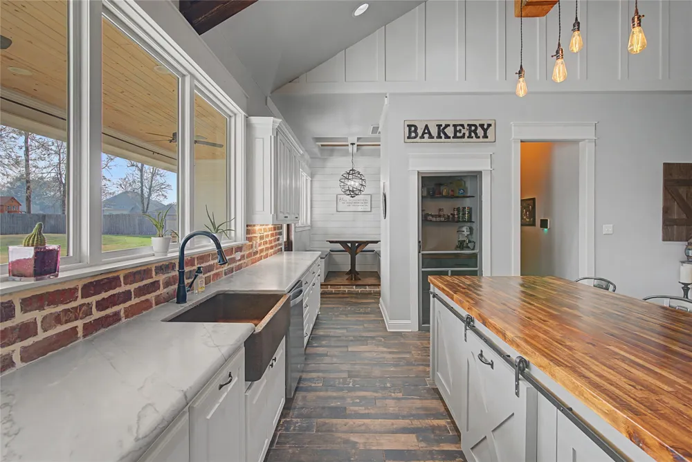 550 Ramsey Drive Stonewall, LA 71078