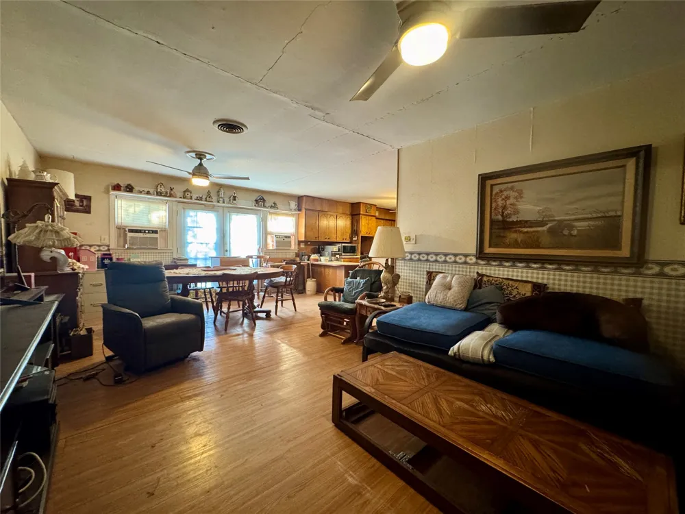 620 5th Street Hawley, TX 79525