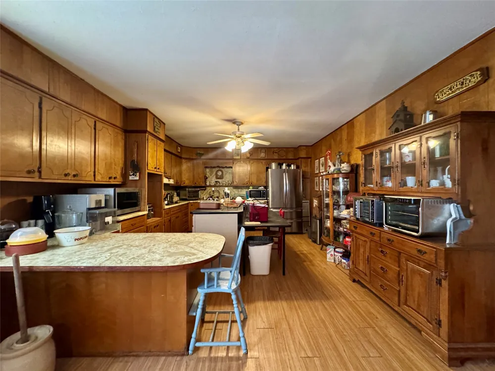 620 5th Street Hawley, TX 79525