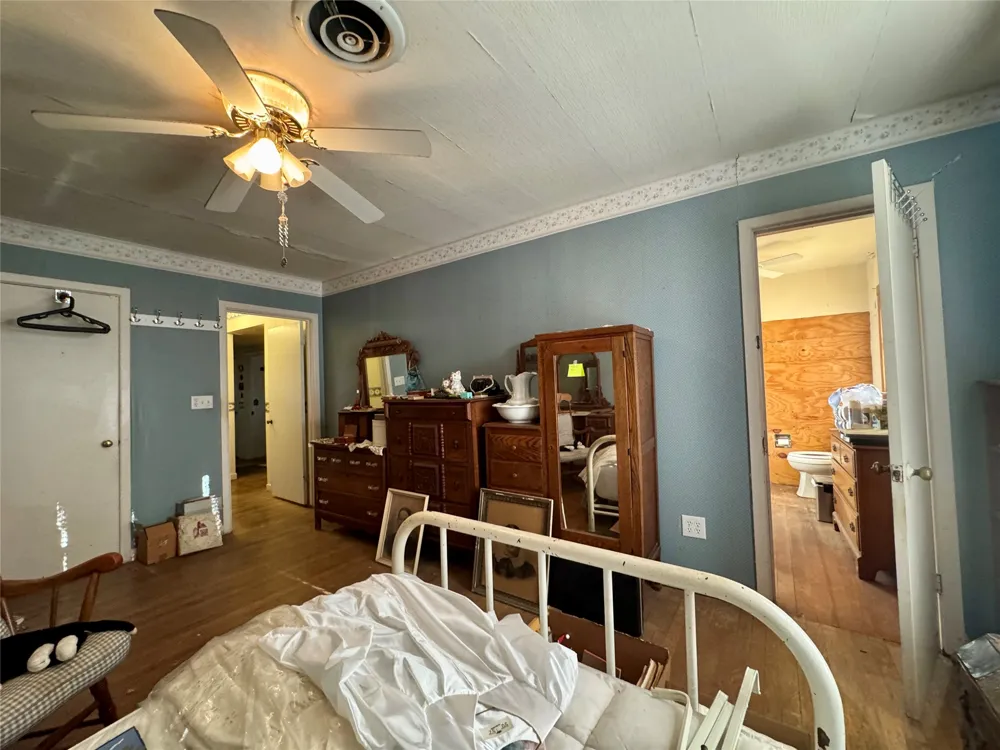 620 5th Street Hawley, TX 79525