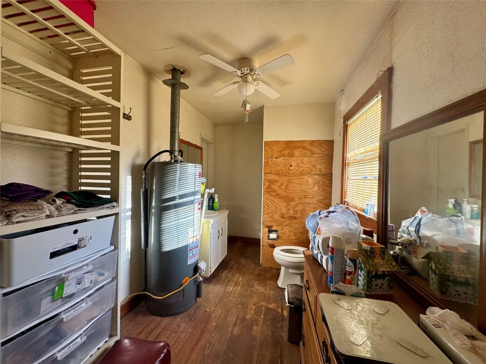 620 5th Street Hawley, TX 79525
