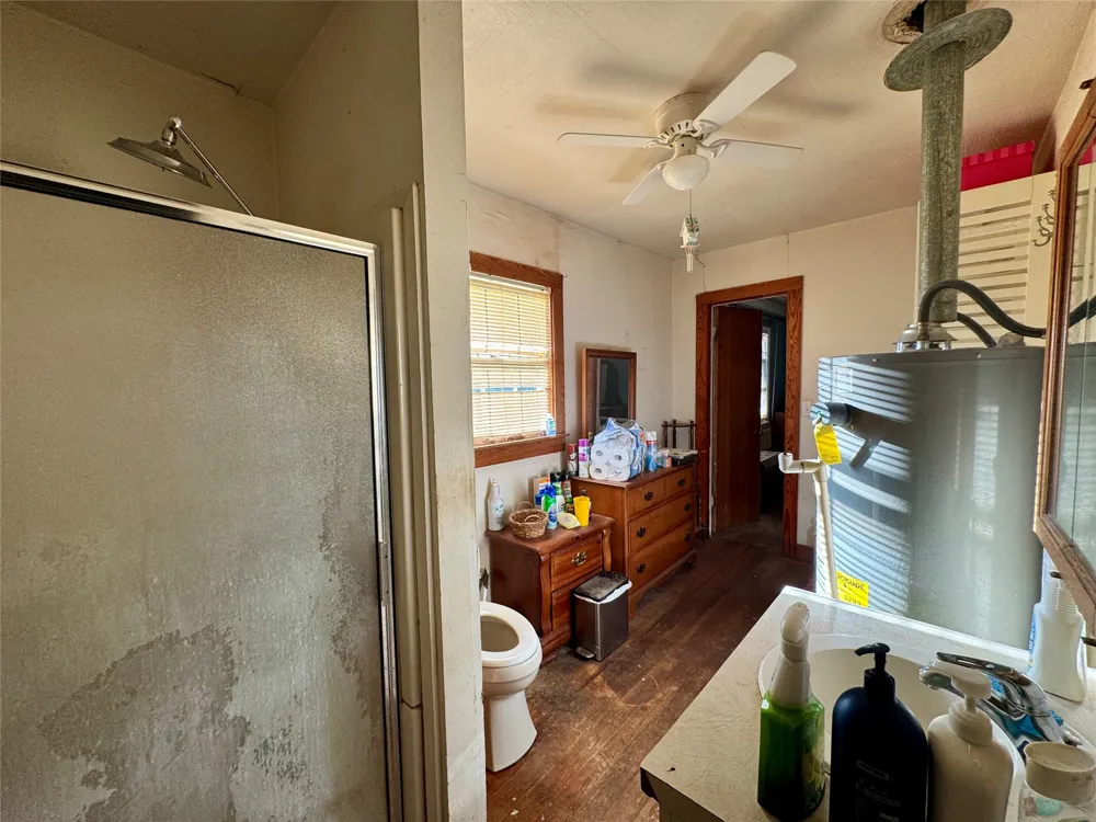 620 5th Street Hawley, TX 79525