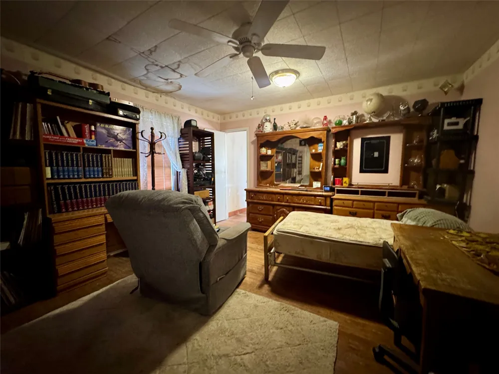 620 5th Street Hawley, TX 79525