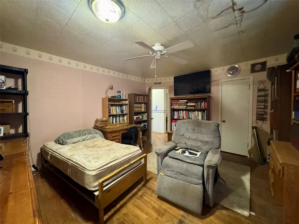 620 5th Street Hawley, TX 79525