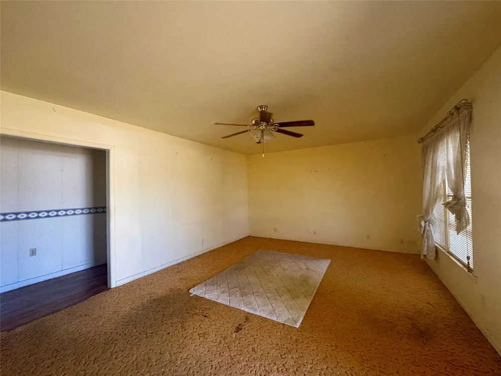 620 5th Street Hawley, TX 79525