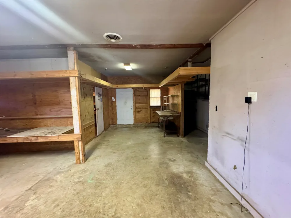 620 5th Street Hawley, TX 79525