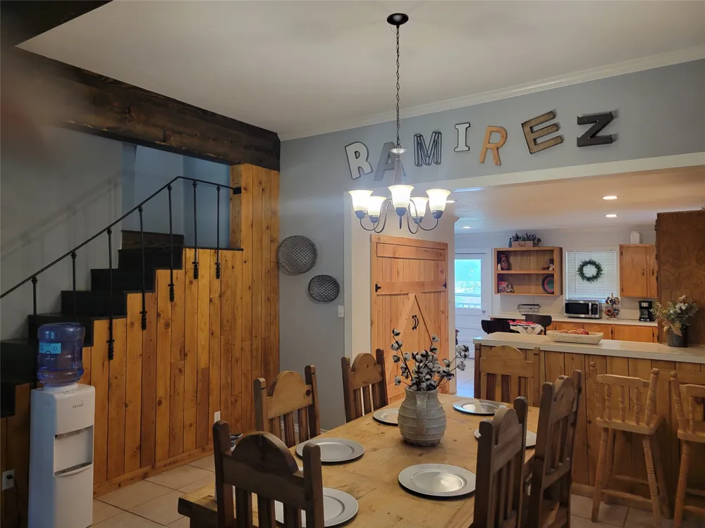 706 W Wrights Avenue Comanche, TX 76442