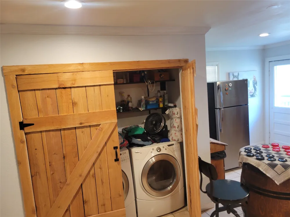 706 W Wrights Avenue Comanche, TX 76442