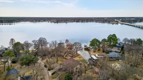 122 Bayside Circle