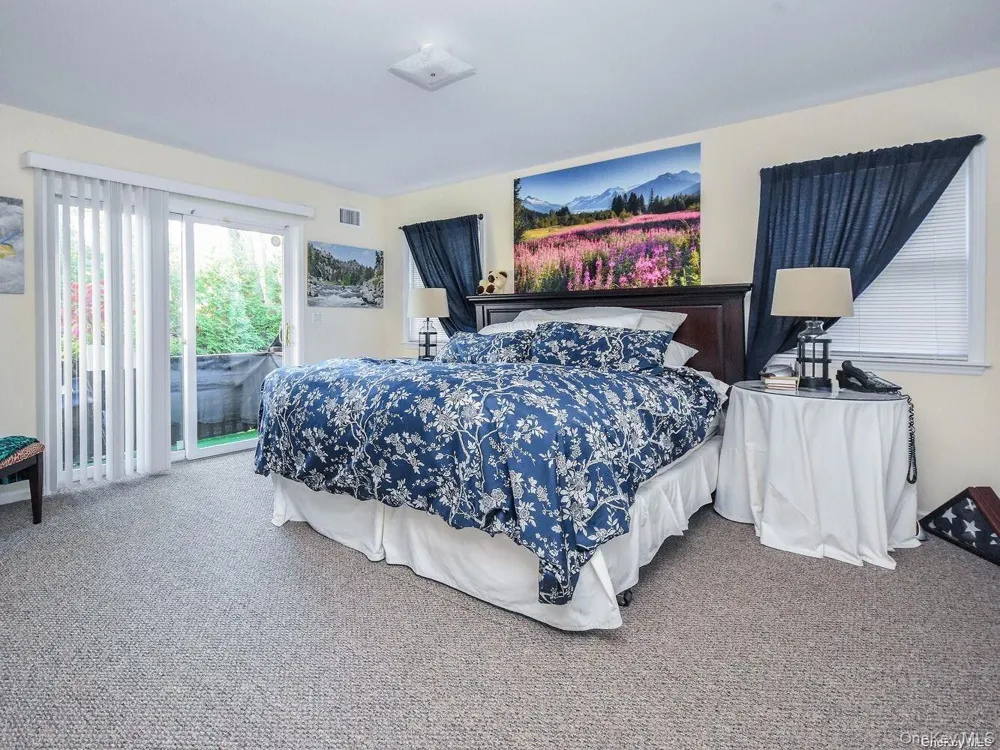 14 Hillcrest Street Huntington, NY 11743
