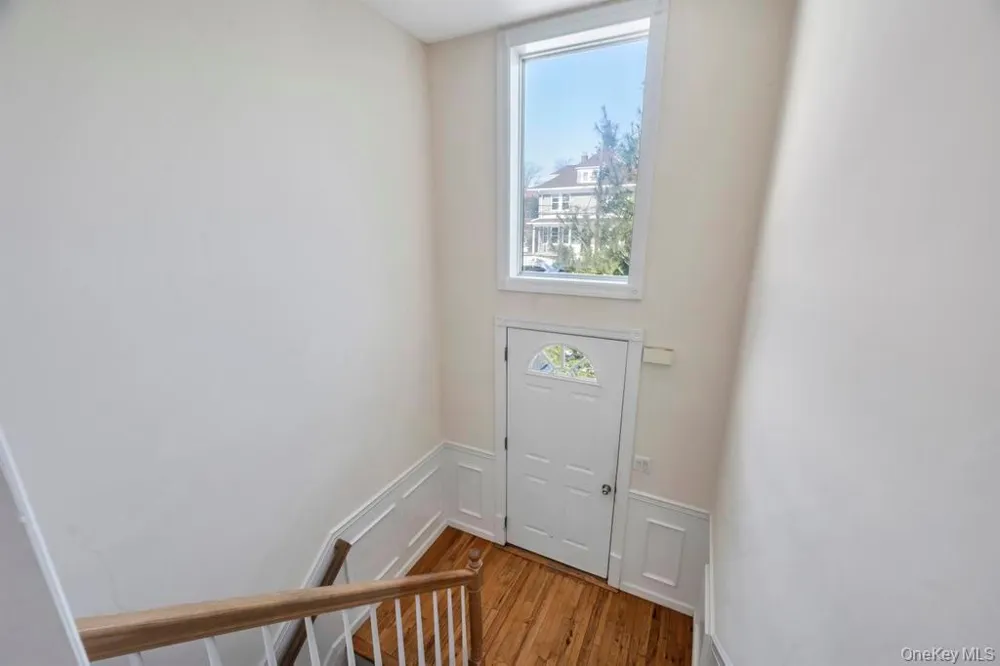 18 Hillcrest Street Huntington, NY 11743