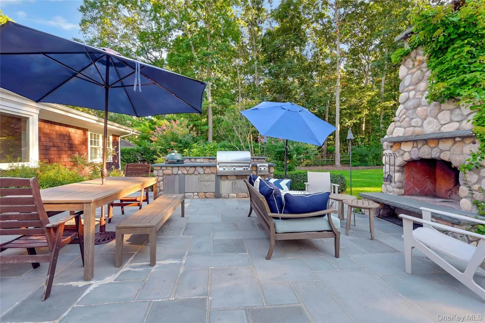 1600 Pine Tree Road Cutchogue, NY 11935