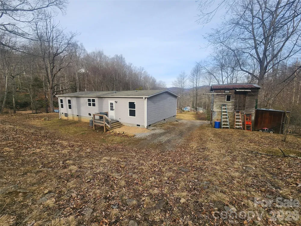 659 Cold Creek Road Canton, NC 28716