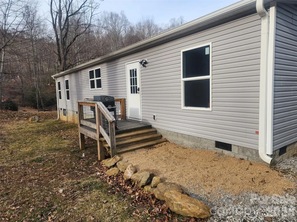 659 Cold Creek Road Canton, NC 28716