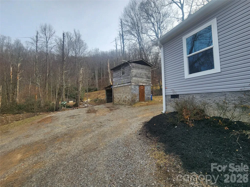 659 Cold Creek Road Canton, NC 28716