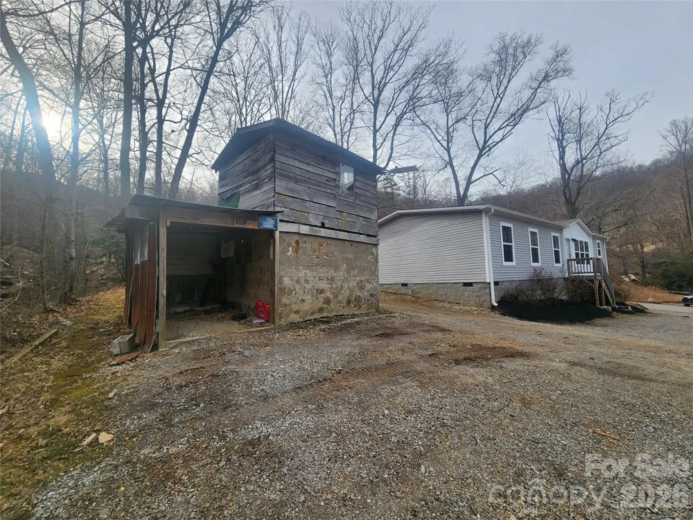 659 Cold Creek Road Canton, NC 28716