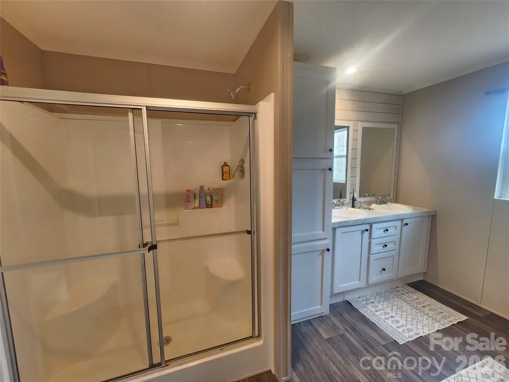 659 Cold Creek Road Canton, NC 28716