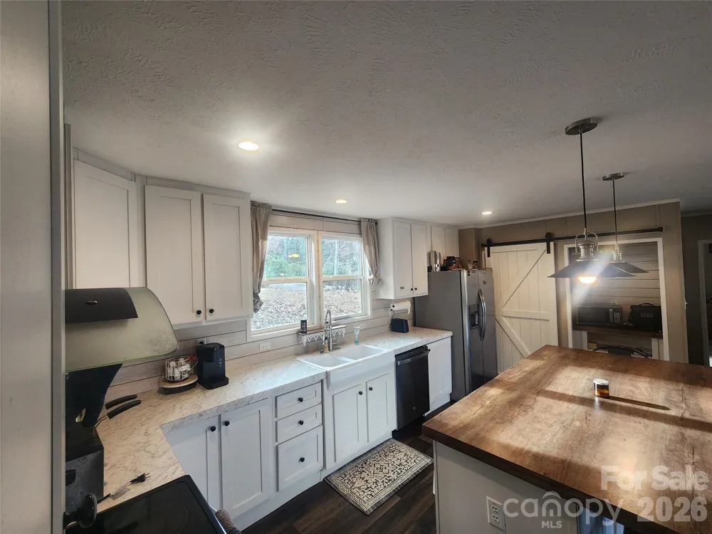 659 Cold Creek Road Canton, NC 28716