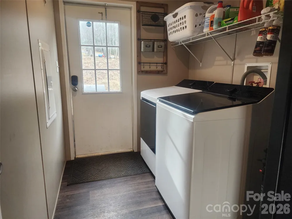 659 Cold Creek Road Canton, NC 28716