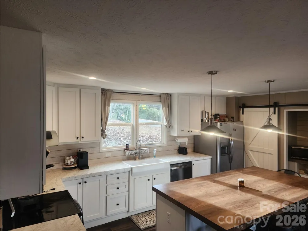 659 Cold Creek Road Canton, NC 28716