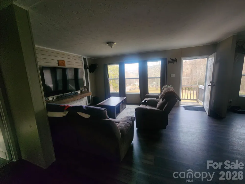 659 Cold Creek Road Canton, NC 28716
