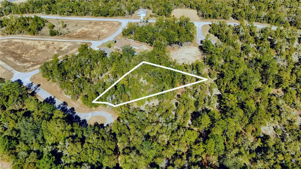 00 LARK COURT Chipley, FL 32428