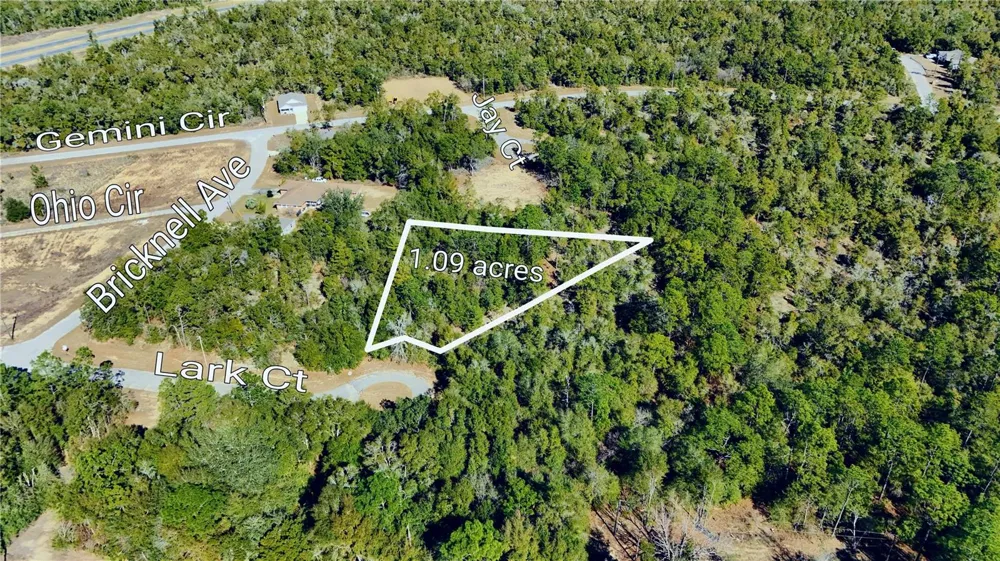 00 LARK COURT Chipley, FL 32428