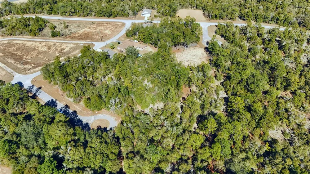 00 LARK COURT Chipley, FL 32428