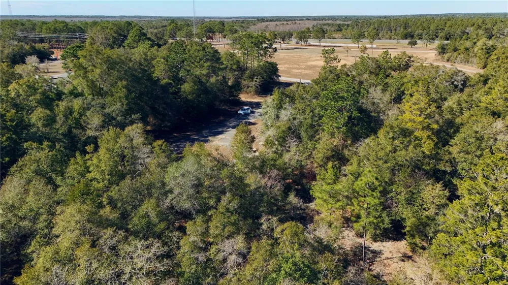 00 LARK COURT Chipley, FL 32428