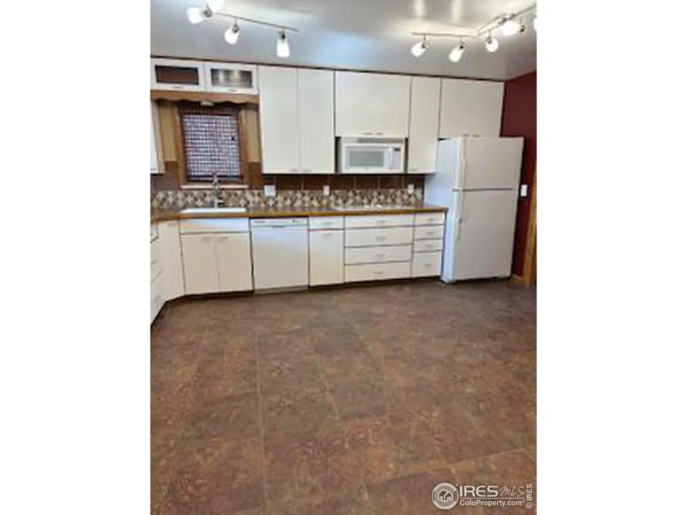 27563 Highway 63 Akron, CO 80720