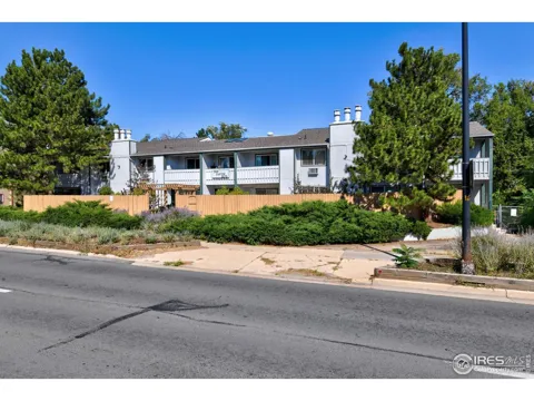 1945 Canyon Boulevard