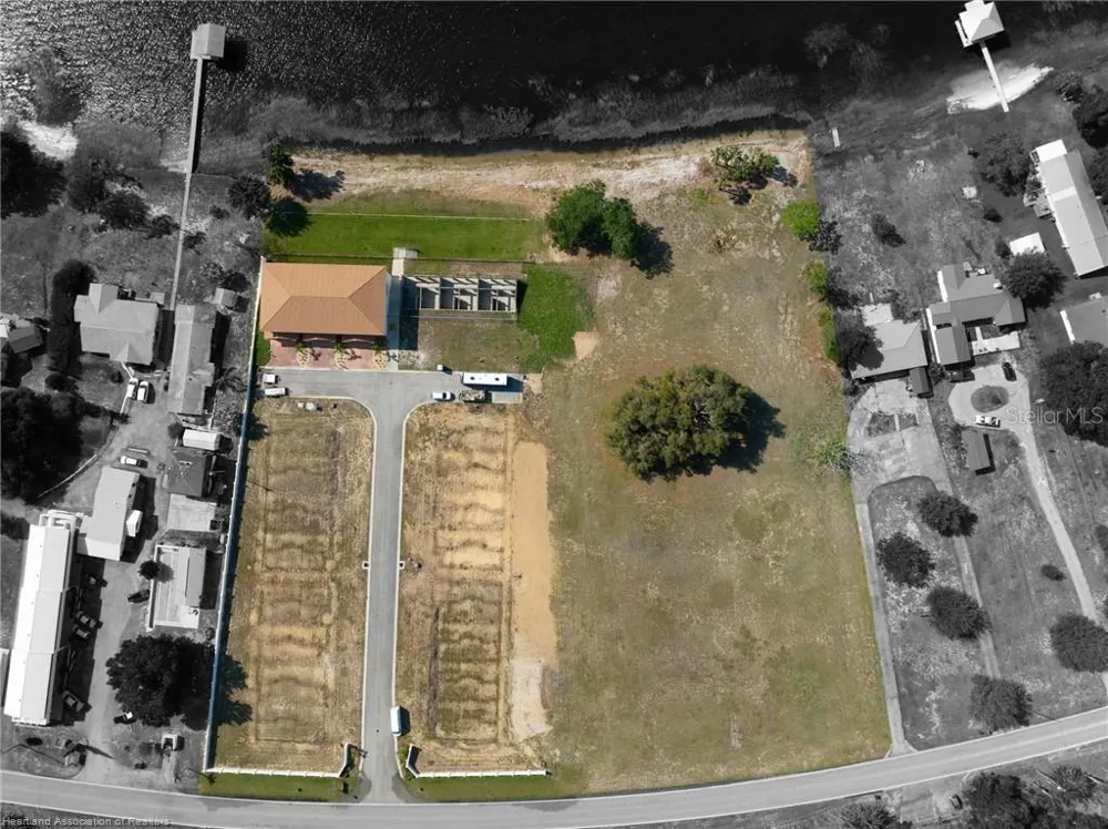 1942 OASIS BOULEVARD #1942 Sebring, FL 33870