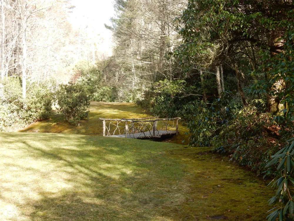 85 Fishing Village Lane Cullowhee, NC 28723