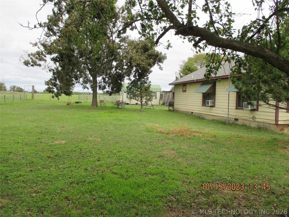 2905 E 2110 Hugo, OK 74743
