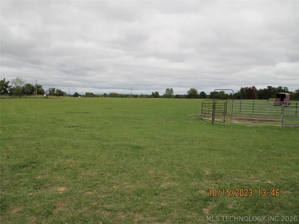 2905 E 2110 Hugo, OK 74743
