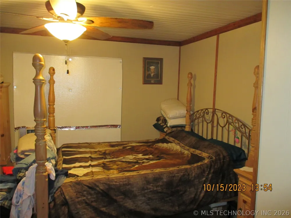 2905 E 2110 Hugo, OK 74743
