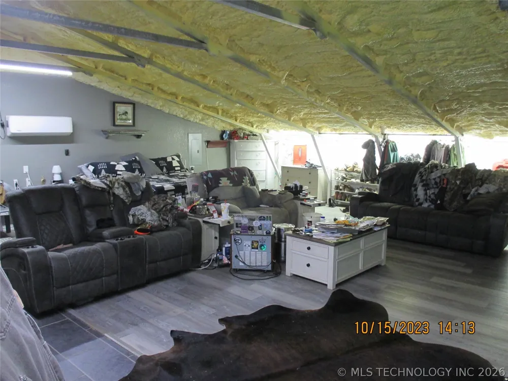 2905 E 2110 Hugo, OK 74743