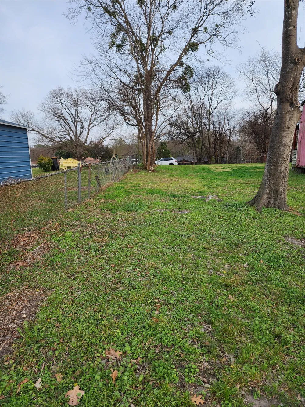 Henderson Harbor Circle Payne Springs, TX 75156