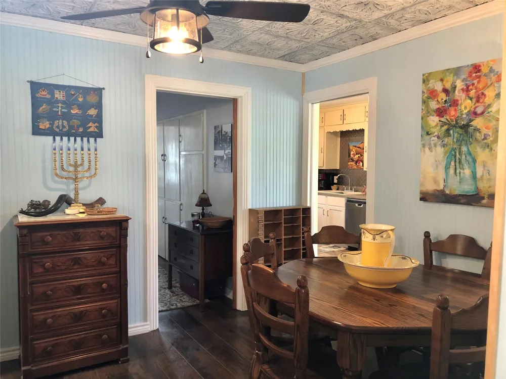 401 Sam Rayburn Drive #1 Bonham, TX 75418