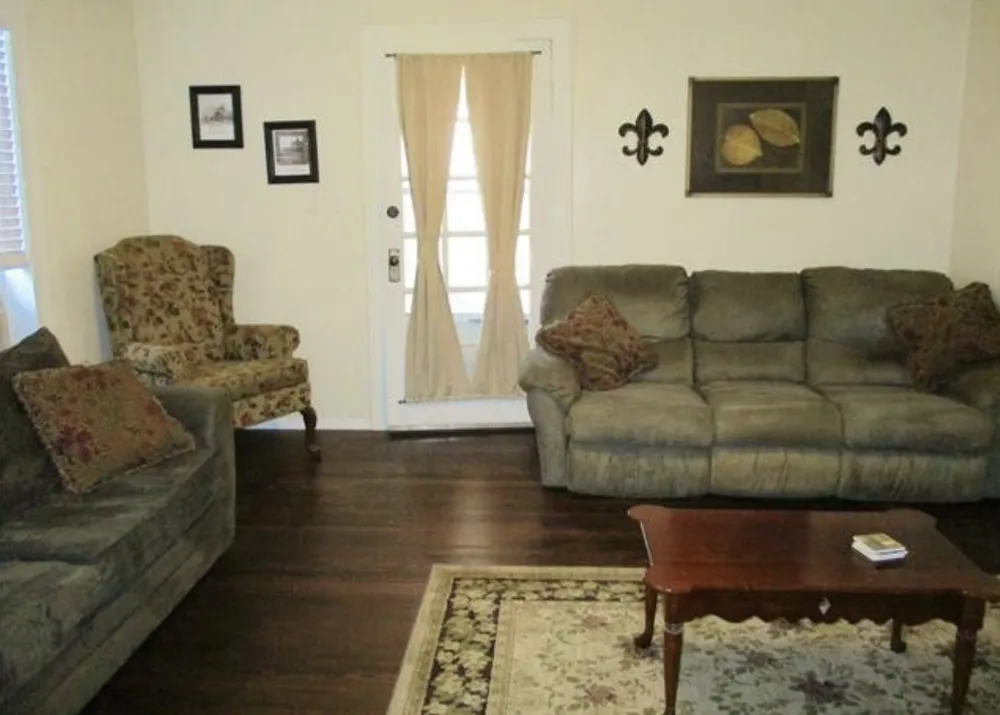 401 Sam Rayburn Drive #1 Bonham, TX 75418