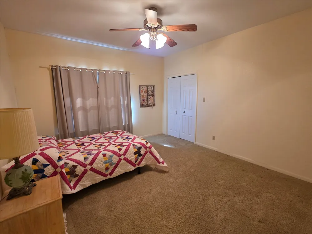 1709 County Road 330 Voss, TX 76888