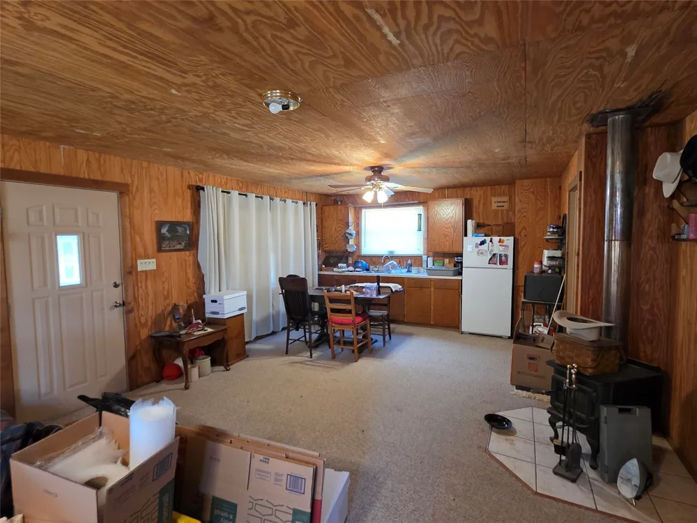 1709 County Road 330 Voss, TX 76888